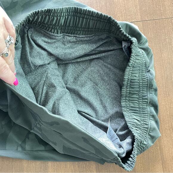 Athleta | Women’s Brooklyn Textured Lined Jogger Green Olive Camo Lux Pant 8 - Picture 9 of 13